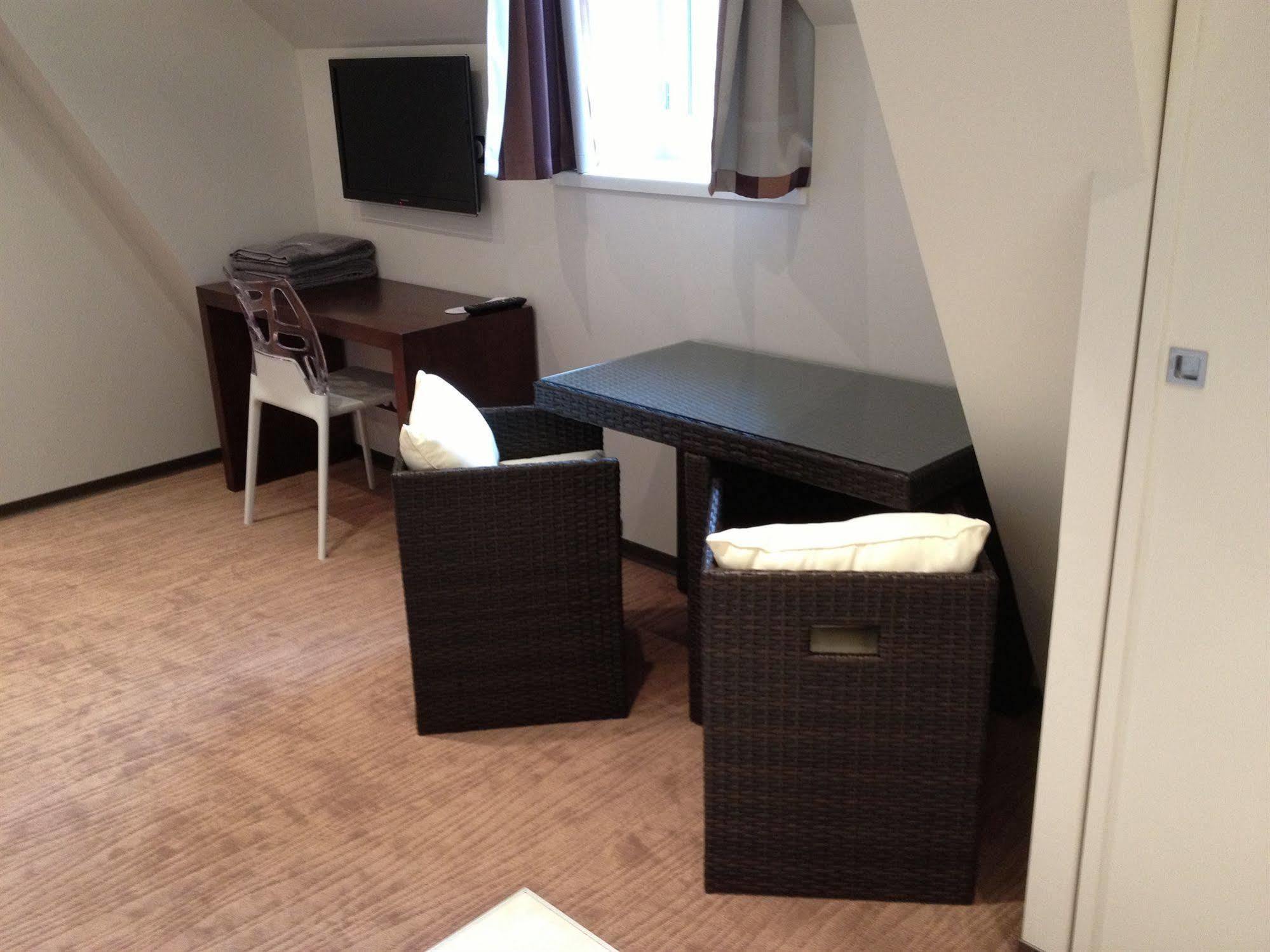 Le 1837 Aparthotel Saint-Affrique Kültér fotó